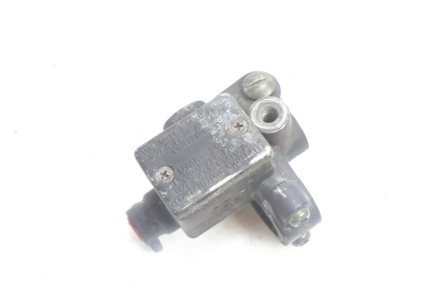 photo de BREMSPUMPE VORNE GILERA RUNNER SP 50 (2002 - 2004) - Detailansicht des Bauteils