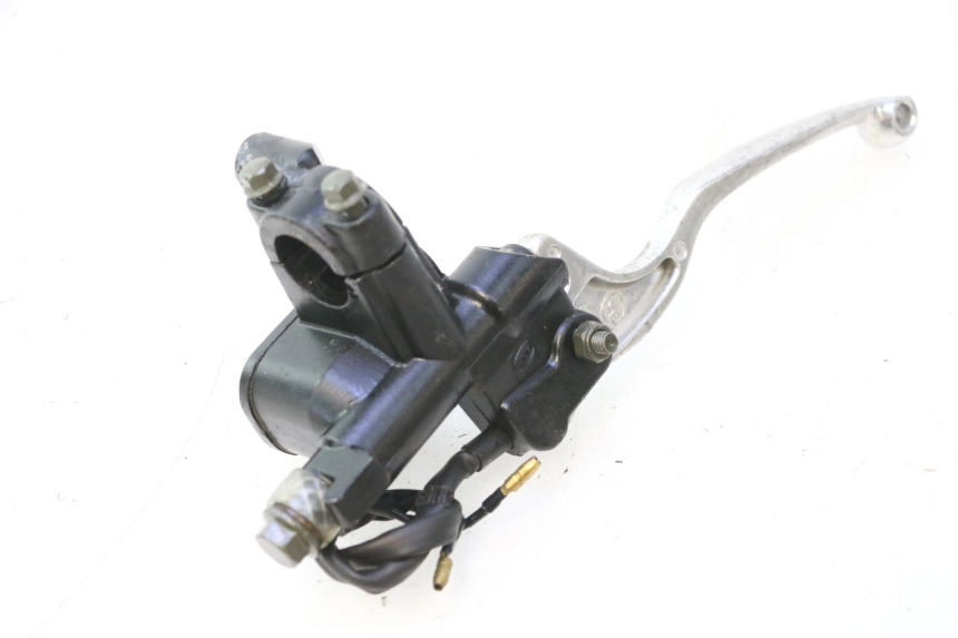 photo de BREMSPUMPE VORNE JM MOTORS SANTANA 50 (2014 - 2023) - Zoom auf Gebrauchszustand
