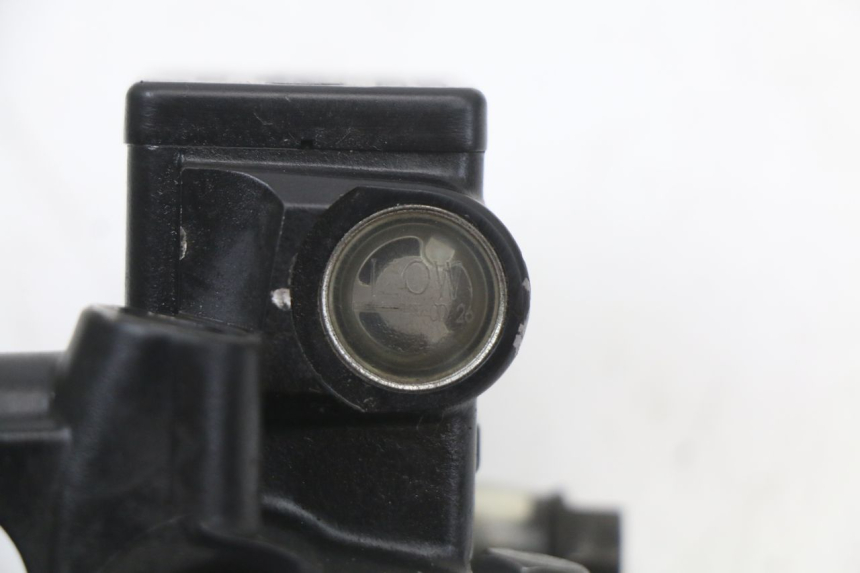 photo de VORDERER HAUPTBREMSZYLINDER PEUGEOT SATELIS 125 (2010 - 2012) - Technische Nahaufnahme