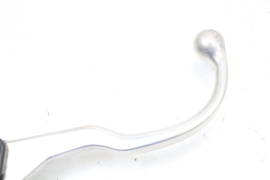 photo de VORDERER HAUPTBREMSZYLINDER PEUGEOT SATELIS 125 (2010 - 2012) - Details der Befestigungspunkte