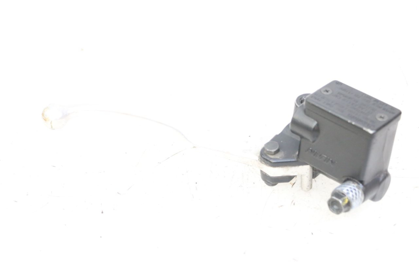 photo de BREMSPUMPE VORNE PEUGEOT SATELIS 125 (2013 - 2018) - Geprüftes Gebrauchtteil