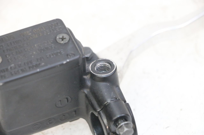 photo de BREMSPUMPE VORNE PEUGEOT SATELIS 125 (2013 - 2018) - Oberflächenzustand und Material