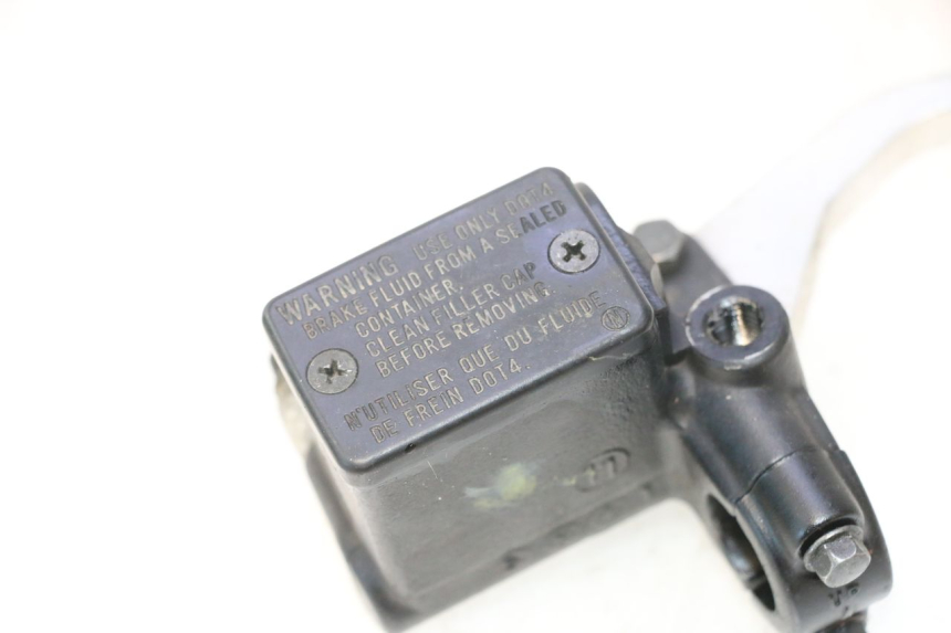 photo de BREMSPUMPE VORNE PEUGEOT SATELIS 125 (2013 - 2018) - Oberflächenzustand und Material