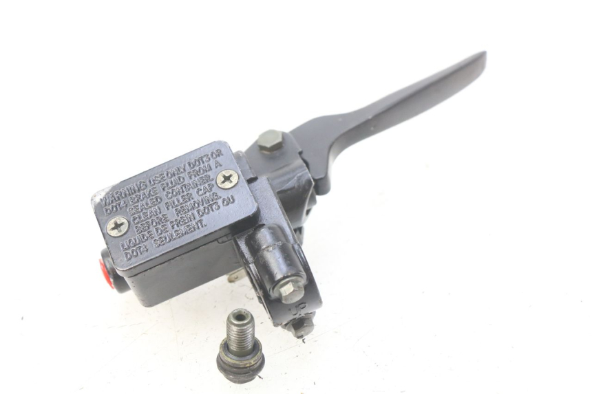 photo de VORDERER HAUPTBREMSZYLINDER JM MOTORS SC 4T 50 (2012 - 2017) - Technische Nahaufnahme