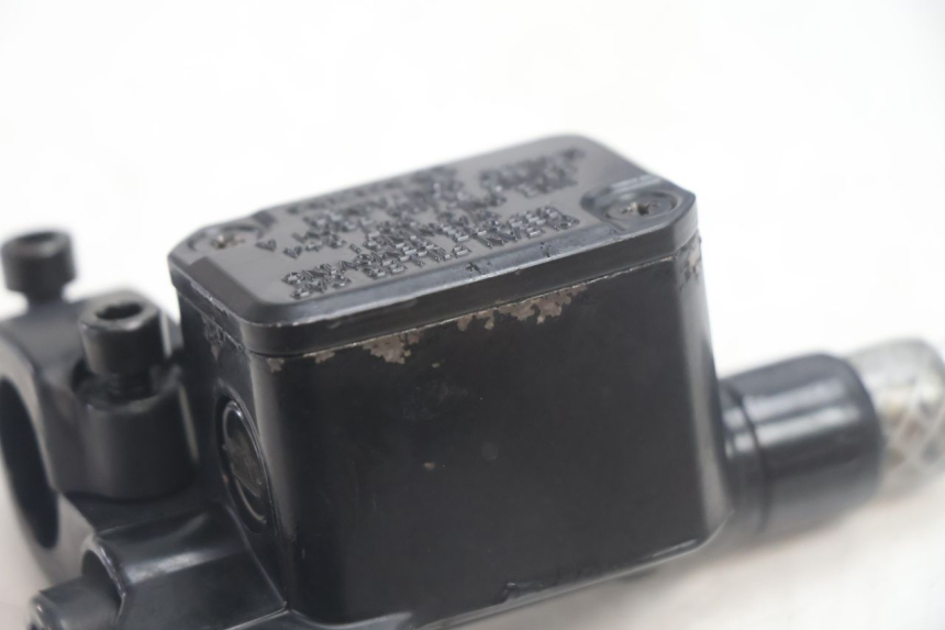 photo de BREMSPUMPE VORNE YAMAHA SLIDER 50 (1999 - 2004) - Detailansicht des Bauteils