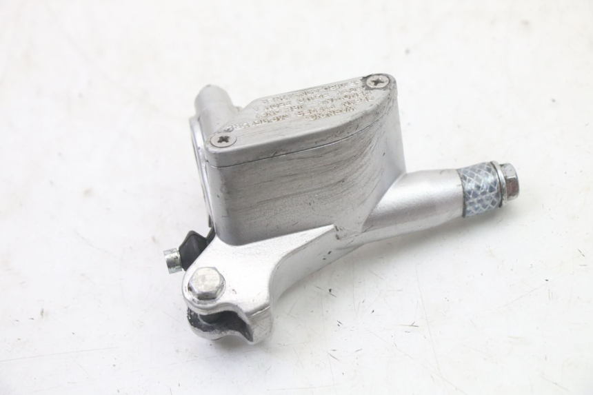 photo de BREMSPUMPE VORNE SMALL MX THUNDER 250 - Zoom auf Gebrauchszustand
