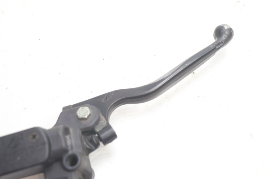 photo de BREMSPUMPE VORNE PEUGEOT SPEEDFIGHT 2 AC 50 (2000 - 2009) - Zoom auf Gebrauchszustand