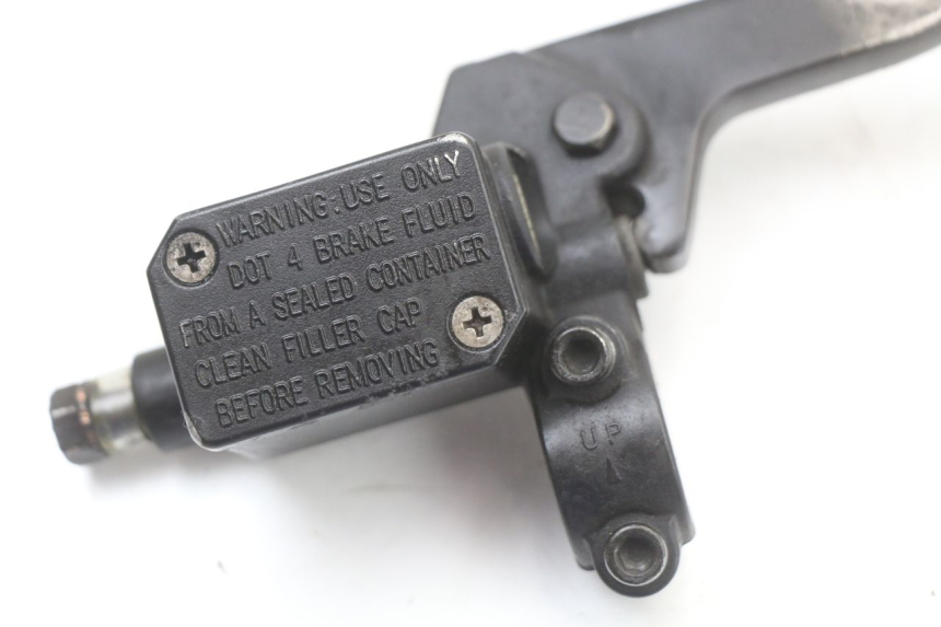 photo de BREMSPUMPE VORNE APRILIA SR CARB LC 2T 50 (2004 - 2012) - Alternative Perspektive