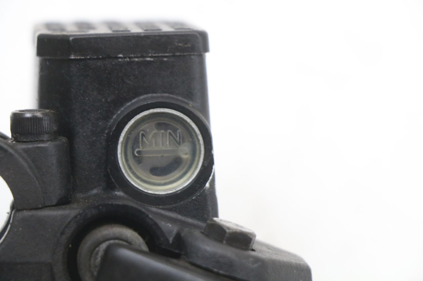 photo de BREMSPUMPE VORNE APRILIA SR CARB LC 2T 50 (2004 - 2012) - Gesamtansicht des Produkts