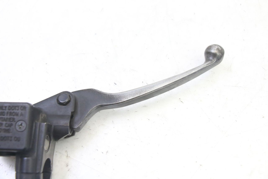 photo de BREMSPUMPE VORNE PEUGEOT STREETZONE I NAKED 2T 50 (2018 - 2020) - Zoom auf Gebrauchszustand