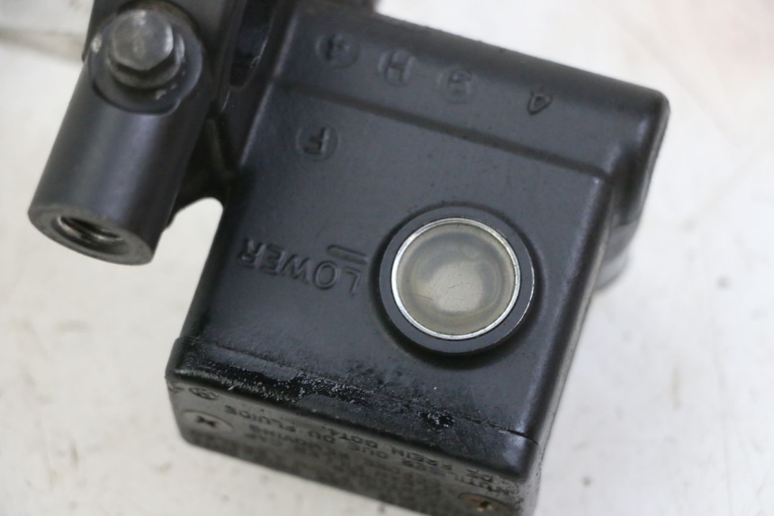 photo de VORDERER BREMSSATTEL SUZUKI BURGMAN 125 (2007 - 2014) - Technische Nahaufnahme