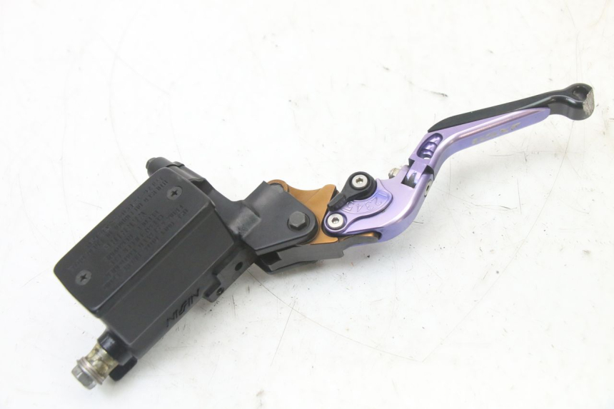 photo de BREMSPUMPE VORNE SUZUKI GSX F GSXF 650 (2007 - 2015) - Alternative Perspektive