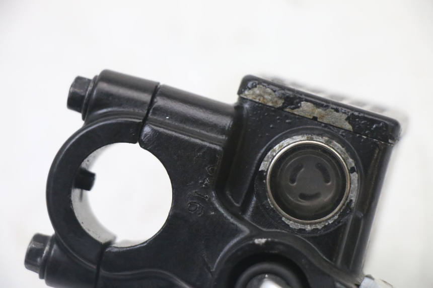 photo de VORDERER BREMSSATTEL SYM FIDDLE 3 III 125 (2014 - 2020) - Technische Nahaufnahme