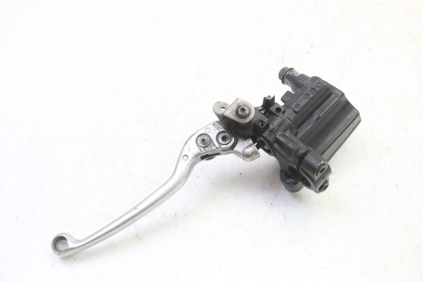 photo de VORDERER BREMSSATTEL YAMAHA TDM ABS 900 (2002 - 2014) - Details der Befestigungspunkte