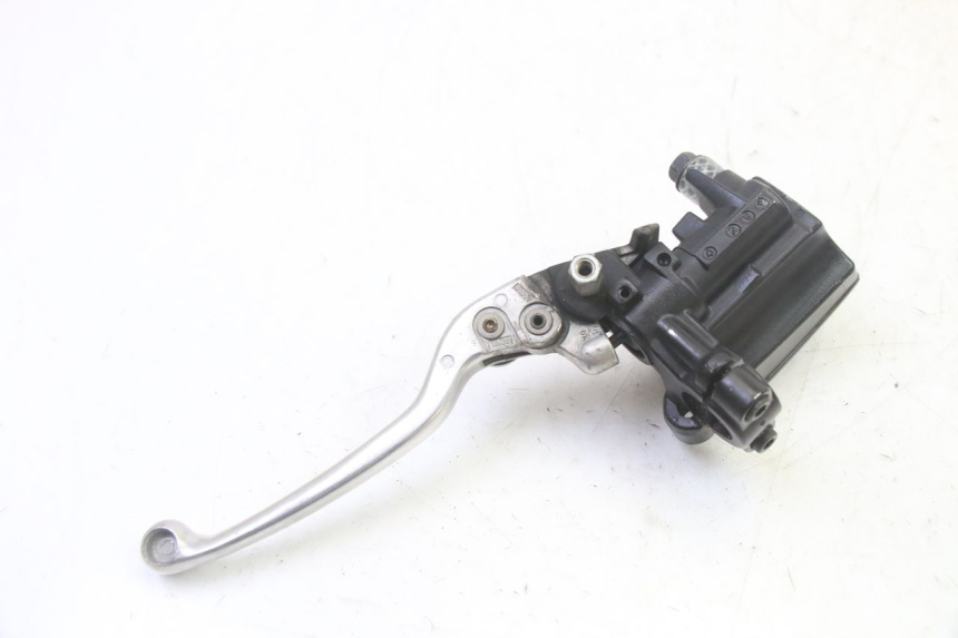 photo de VORDERER BREMSSATTEL YAMAHA TDM ABS 900 (2002 - 2014) - Details der Befestigungspunkte