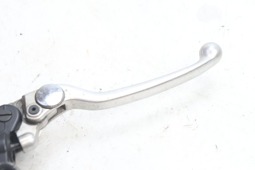 photo de BREMSPUMPE VORNE YAMAHA TDM ABS 900 (2002 - 2014) - Details der Befestigungspunkte