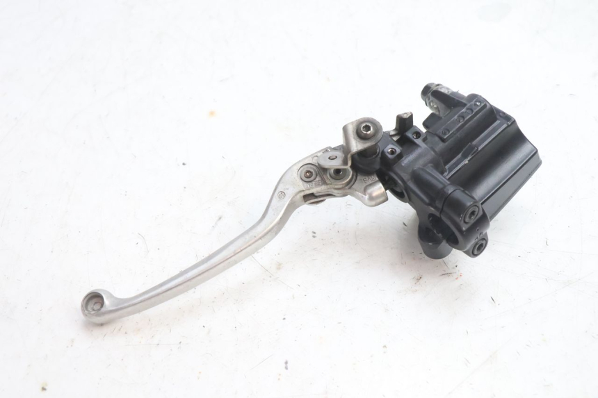 photo de BREMSPUMPE VORNE YAMAHA TDM ABS 900 (2002 - 2014) - Oberflächenzustand und Material
