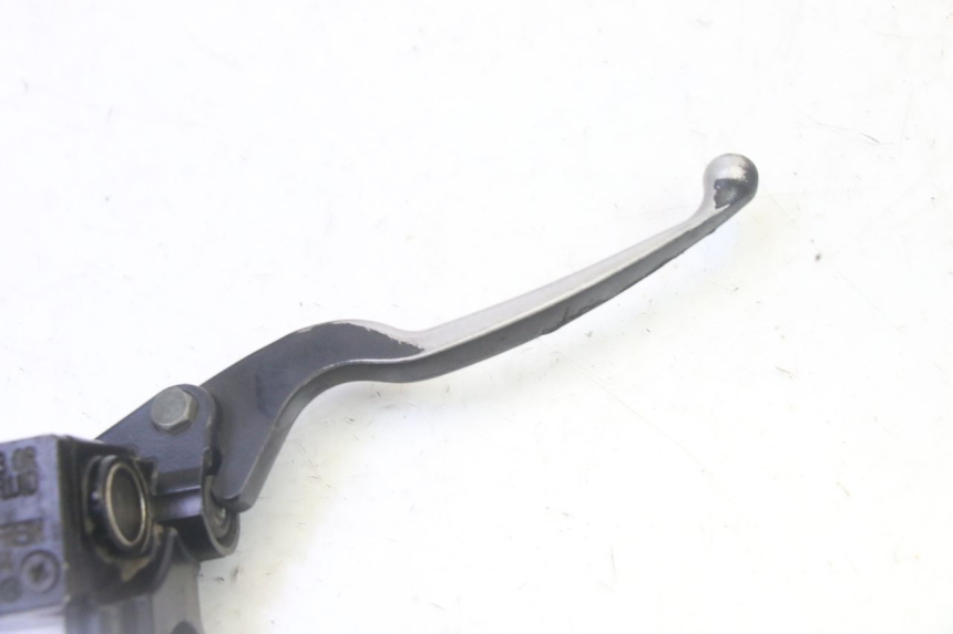 photo de BREMSPUMPE VORNE PEUGEOT TWEET PRO CARGO 50 (2018 - 2022) - Zoom auf Gebrauchszustand