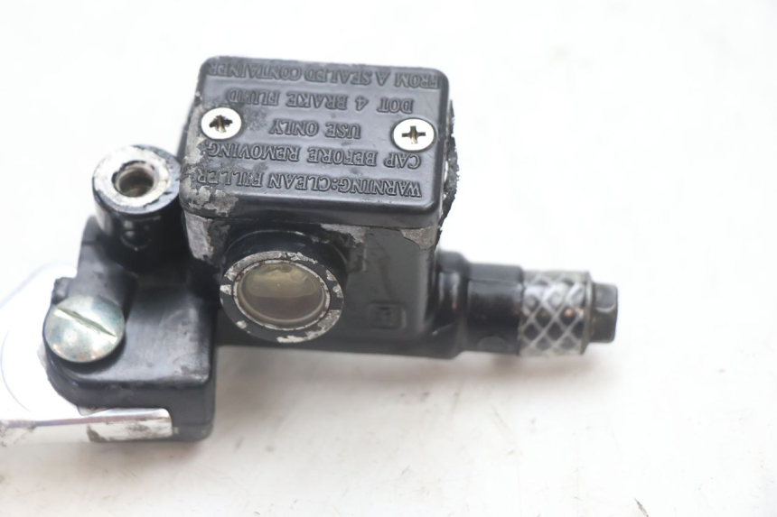 photo de BREMSPUMPE VORNE PIAGGIO TYPHOON 50 (2000 - 2009) - Technische Nahaufnahme