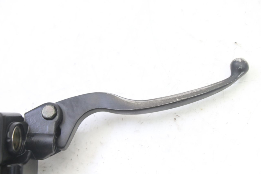 photo de VORDERER HAUPTBREMSZYLINDER PEUGEOT V-CLIC VCLIC 50 (2007 - 2013) - Zoom auf Gebrauchszustand