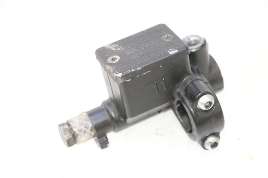 photo de VORDERER HAUPTBREMSZYLINDER PIAGGIO VESPA LX 2T 50 (2005 - 2013) - Oberflächenzustand und Material