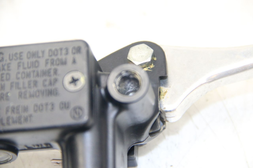 photo de VORDERER BREMSSATTEL HONDA VISION NSC R 50 (2013 - 2015) - Technische Nahaufnahme