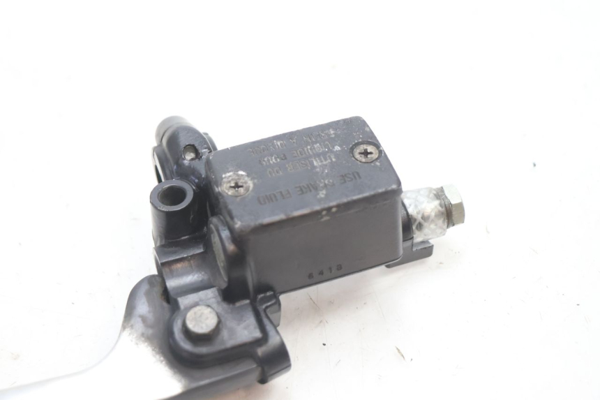 photo de VORDERER BREMSSATTEL PEUGEOT VIVACITY 50 (2004 - 2009) - Details der Befestigungspunkte