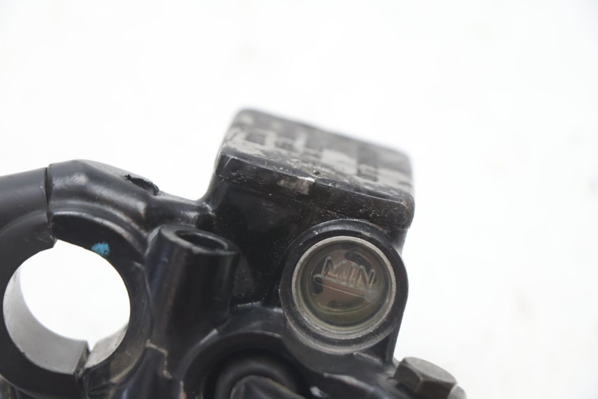 photo de VORDERER BREMSSATTEL PEUGEOT VIVACITY 50 (2004 - 2009) - Oberflächenzustand und Material
