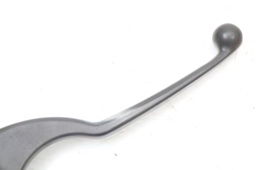 photo de VORDERER HAUPTBREMSZYLINDER YAMAHA XMAX X-MAX ABS 125 (2017 - 2020) - Details der Befestigungspunkte