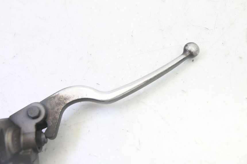 photo de VORDERER BREMSSATTEL YAMAHA X-MAX XMAX 125 (2010 - 2013) - Zoom auf Gebrauchszustand