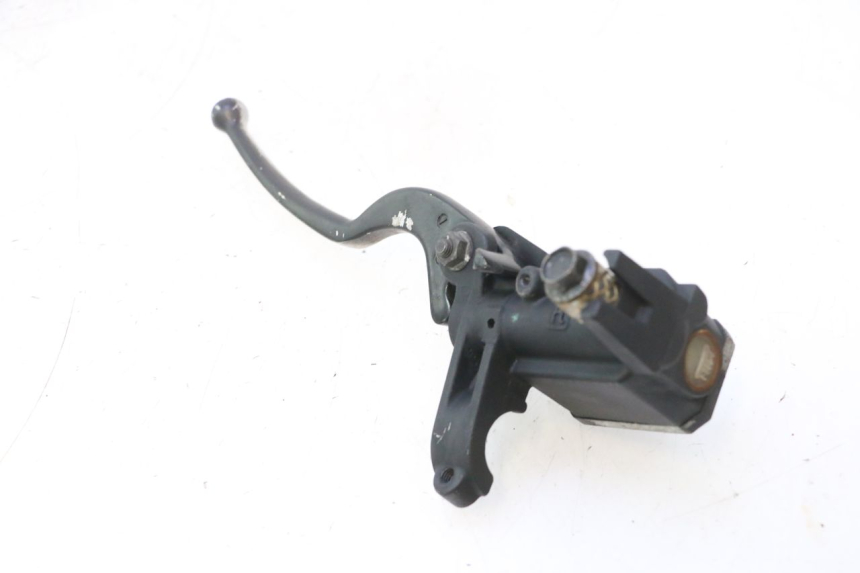 photo de VORDERER HAUPTBREMSZYLINDER YAMAHA XMAX X-MAX 125 (2006 - 2009) - Detailansicht des Bauteils