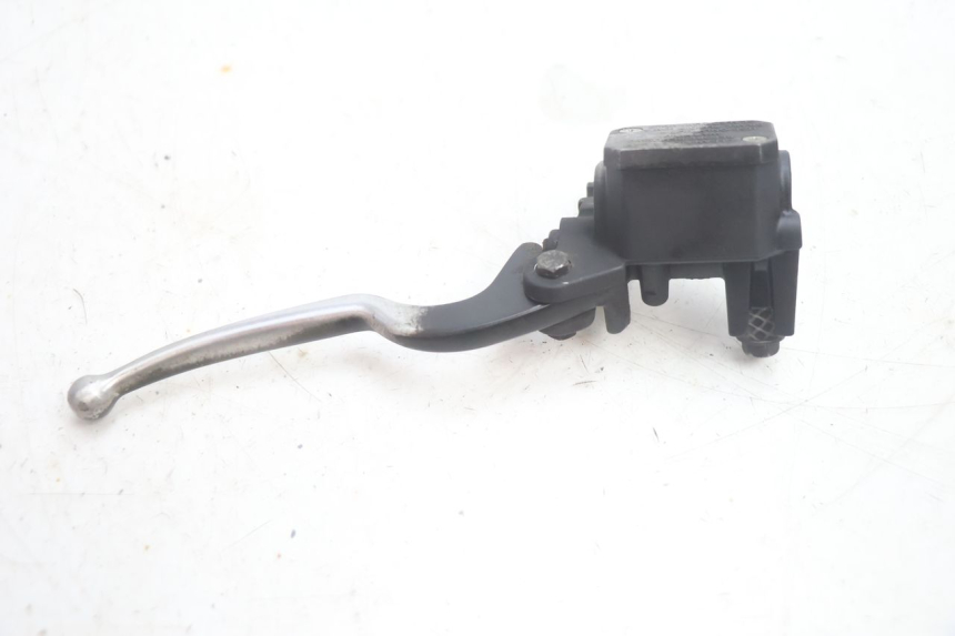 photo de VORDERER HAUPTBREMSZYLINDER YAMAHA XMAX X-MAX 125 (2006 - 2009) - Alternative Perspektive