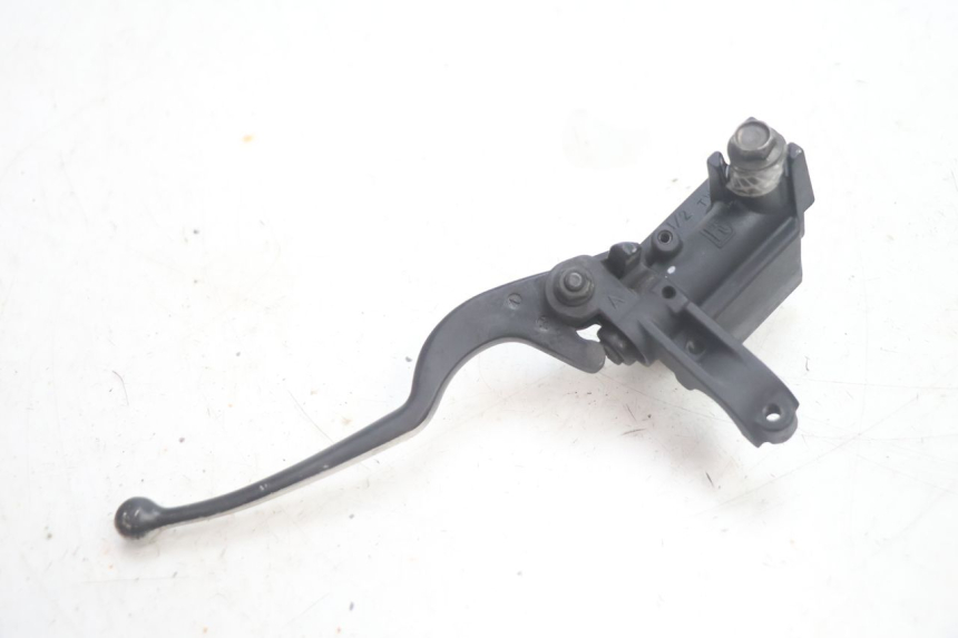 photo de VORDERER HAUPTBREMSZYLINDER YAMAHA XMAX X-MAX 125 (2006 - 2009) - Details der Befestigungspunkte