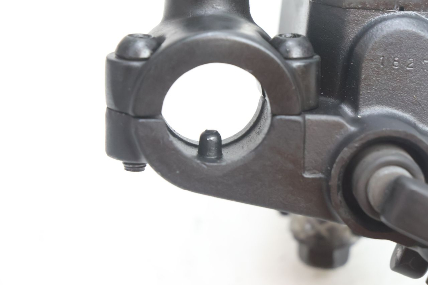 photo de VORDERER BREMSSATTEL YAMAHA X-MAX XMAX 125 (2010 - 2013) - Technische Nahaufnahme