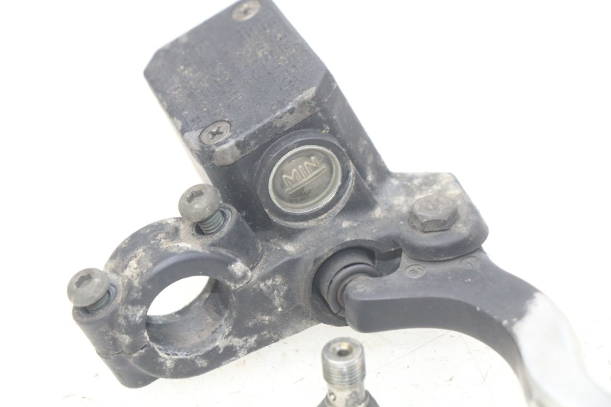 photo de VORDERER HAUPTBREMSZYLINDER PIAGGIO X9 EVOLUTION 250 (2003 - 2007) - Alternative Perspektive