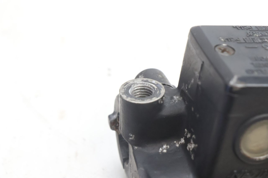 photo de BREMSPUMPE VORNE YAMAHA XJR 1300 (1998 - 2002) - Oberflächenzustand und Material