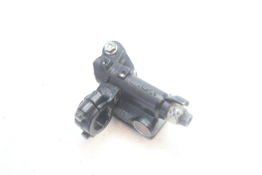 photo de BREMSPUMPE VORNE HONDA XLV VARADERO 125 (2007 - 2012) - Technische Nahaufnahme