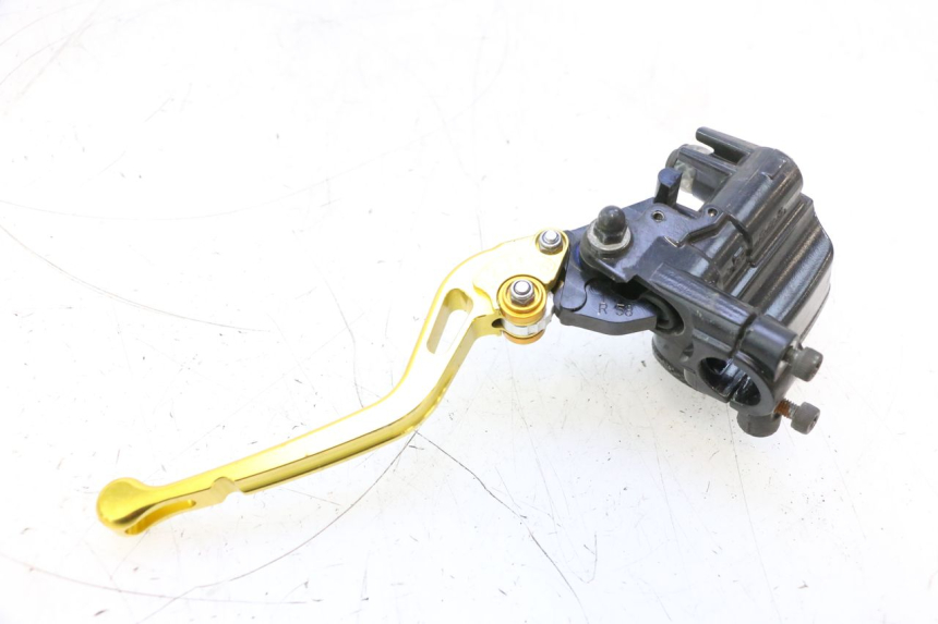 photo de BREMSPUMPE VORNE YAMAHA XP T-MAX ABS 500 (2005 - 2005) - Oberflächenzustand und Material