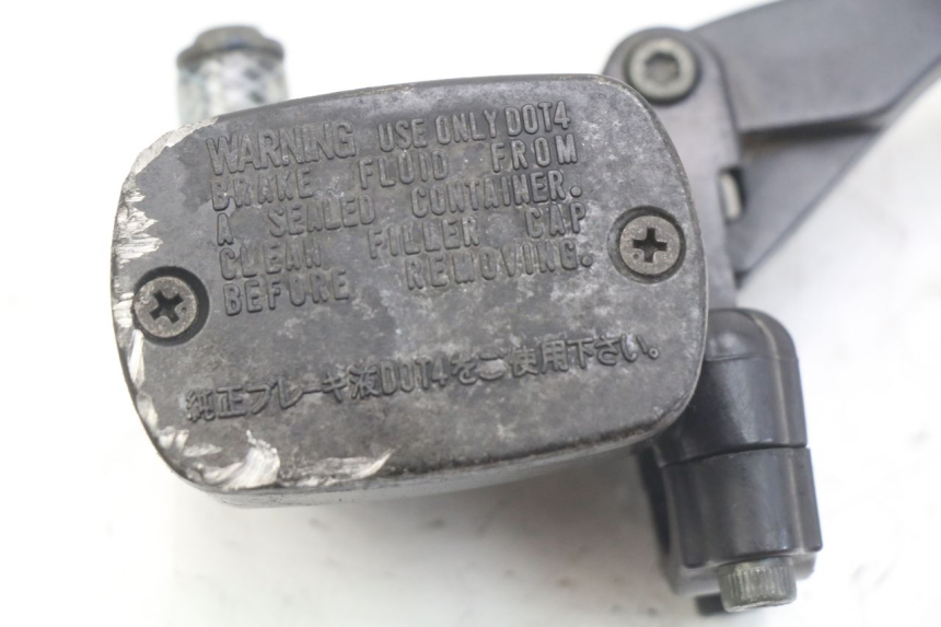 photo de BREMSPUMPE VORNE YAMAHA XP T-MAX TMAX 500 (2004 - 2007) - Alternative Perspektive