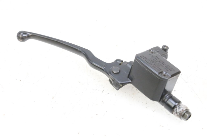 photo de VORDERER HAUPTBREMSZYLINDER YAMAHA YP MAJESTY 125 (2002 - 2006) - Hauptansicht