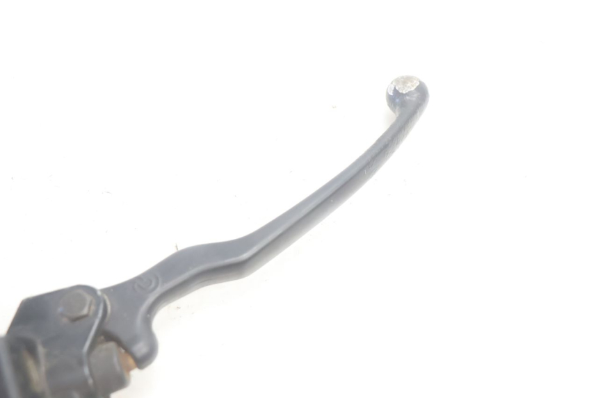 photo de VORDERER HAUPTBREMSZYLINDER YAMAHA YP MAJESTY 125 (2002 - 2006) - Zoom auf Gebrauchszustand