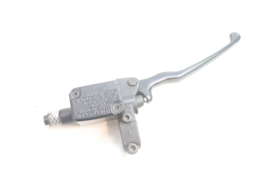 photo de VORDERER HAUPTBREMSZYLINDER YAMAHA YP MAJESTY 125 (2002 - 2006) - Hauptansicht