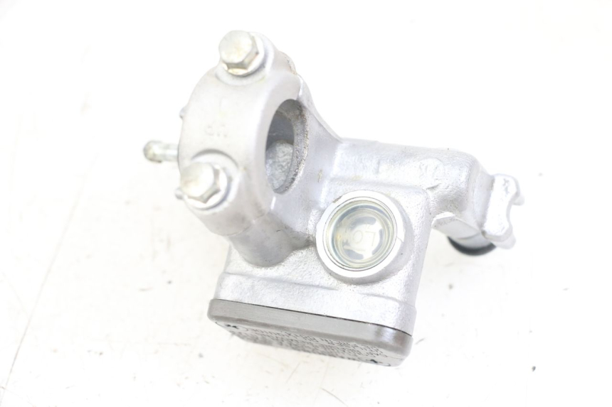 photo de VORDERER HAUPTBREMSZYLINDER YAMAHA YZ 125 (2017 - 2021) - Zoom auf Gebrauchszustand