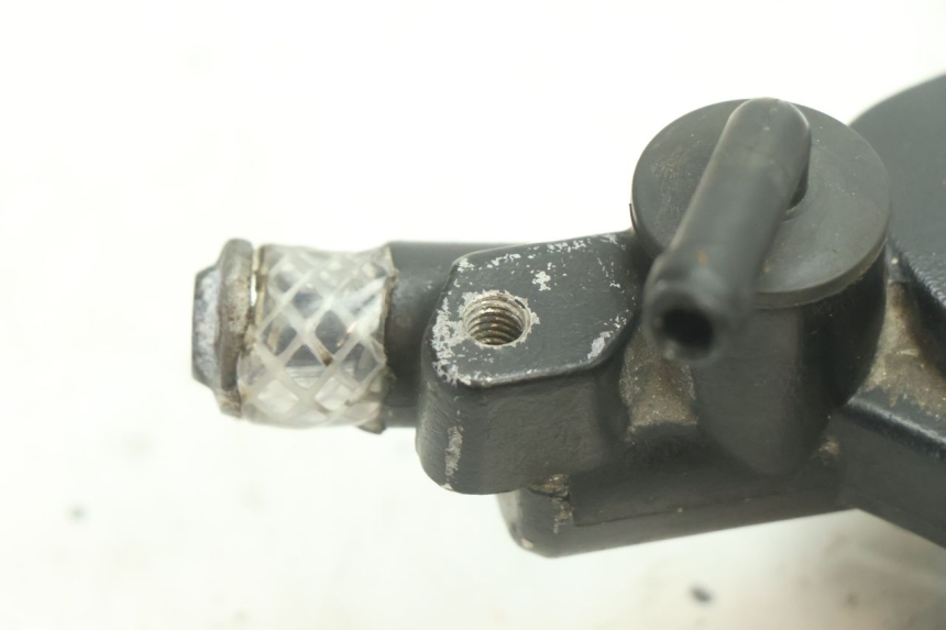photo de BREMSPUMPE VORNE YAMAHA YZF R6 600 (2008 - 2009) - Zoom auf Gebrauchszustand
