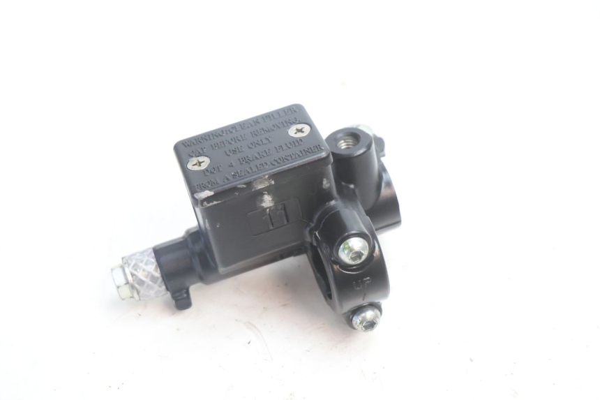 photo de VORDERER BREMSSATTEL PIAGGIO ZIP 2T 50 (2009 - 2019) - Hauptansicht