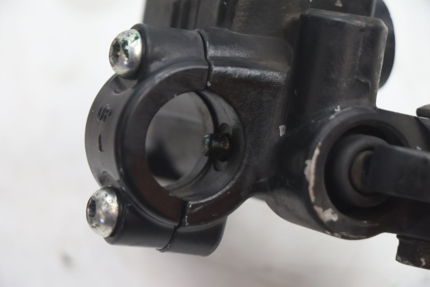 photo de VORDERER BREMSSATTEL PIAGGIO ZIP 4T 50 (2018 - 2020) - Oberflächenzustand und Material