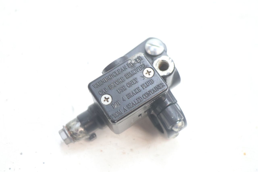 photo de BREMSPUMPE VORNE PIAGGIO ZIP IGET 4T 50 (2021 - 2023) - Hauptansicht