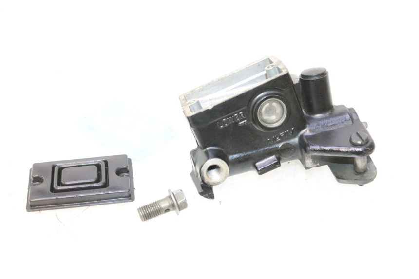 photo de KUPPLUNGSPUMPE YAMAHA FJR 1300 (2001 - 2005) - Zoom auf Komponenten