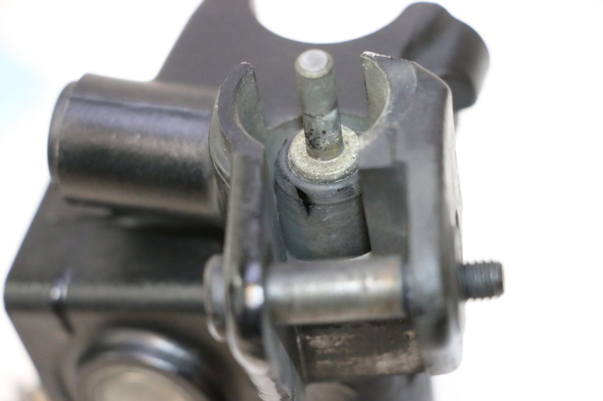 photo de KUPPLUNGSPUMPE YAMAHA FJR 1300 (2001 - 2005) - Details der Befestigungspunkte