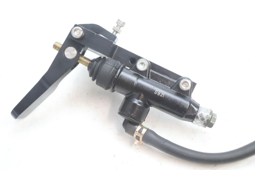 photo de KUPPLUNGSPUMPE CAN-AM SPYDER RS 1000 (2008 - 2012) - Technische Nahaufnahme